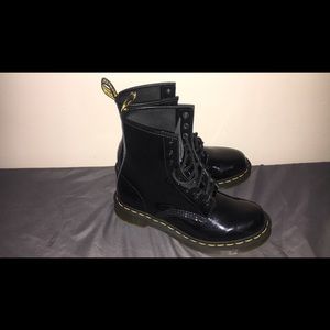 Patent 1460 Dr. Martens